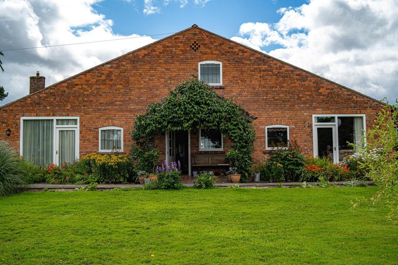 Higher Farm Malpas  Exterior photo